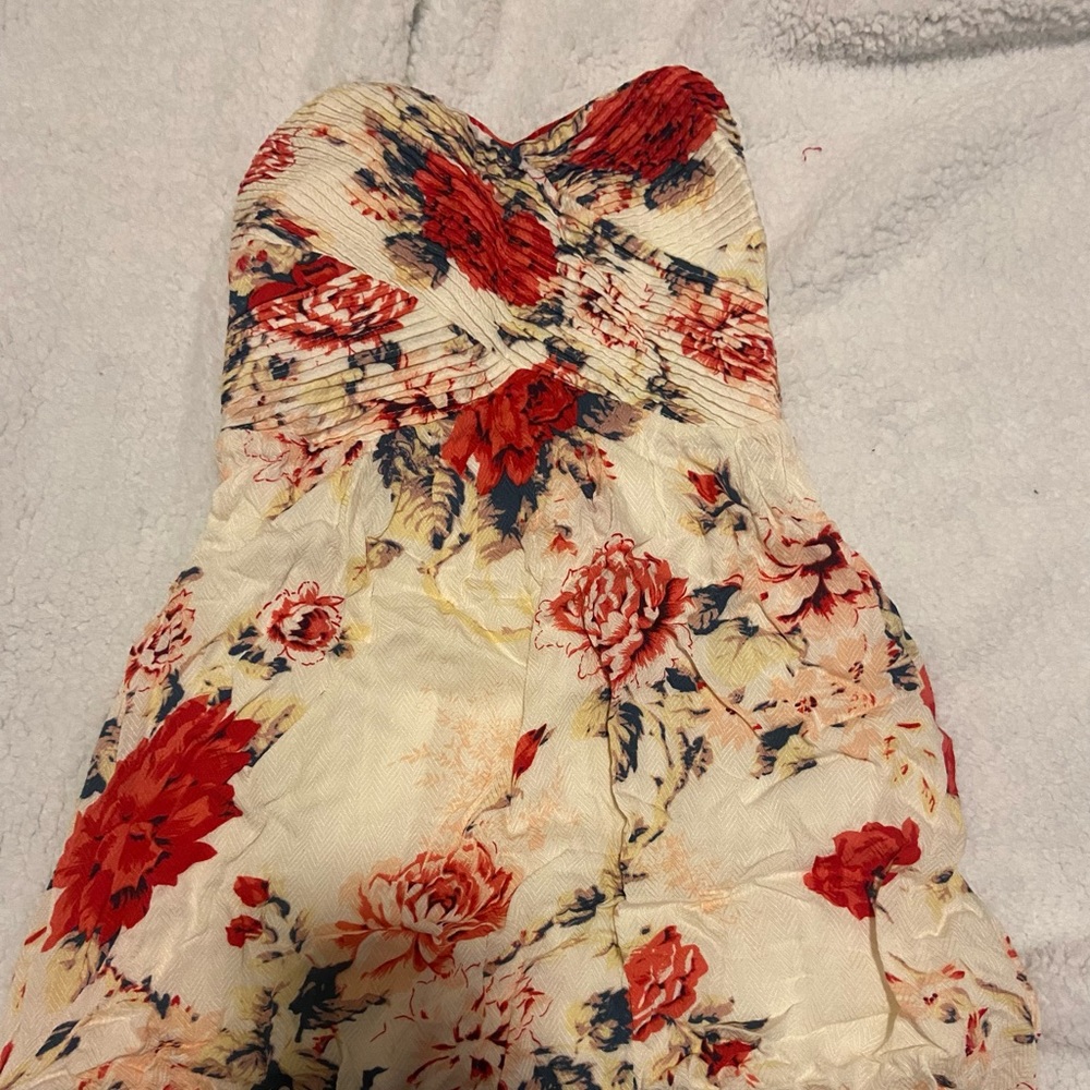 Floral Strapless Dress (will wash clothes to get them fresh & wrinkles out)!